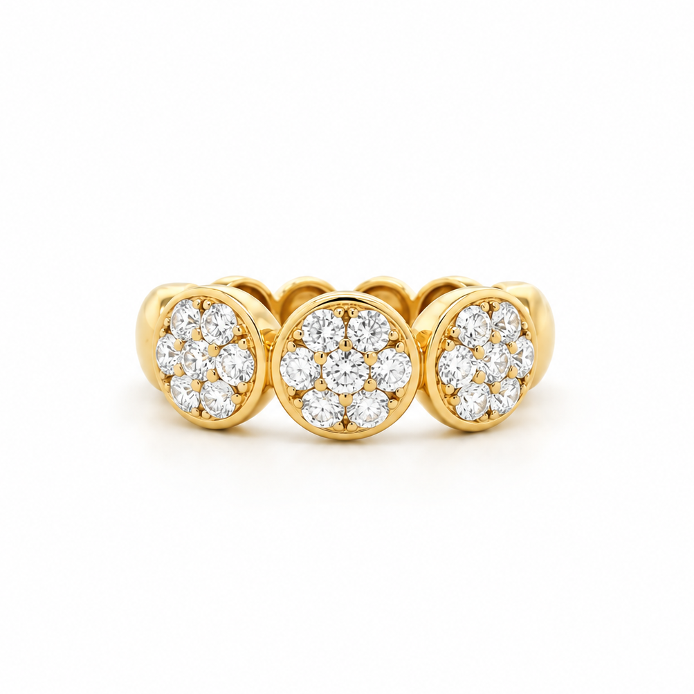 Circles Diamond Cluster Ring in yellow gold