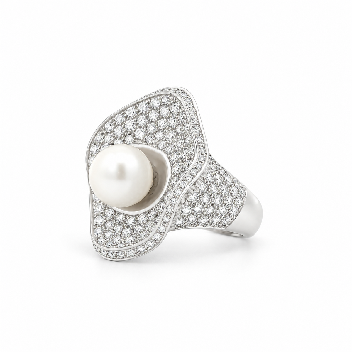 Pearly Cala Diamond Ring