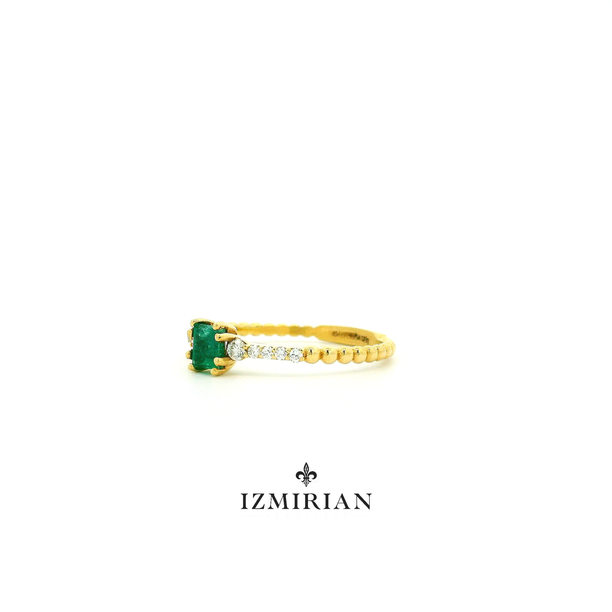 Emerald Solitaire Diamond Ring