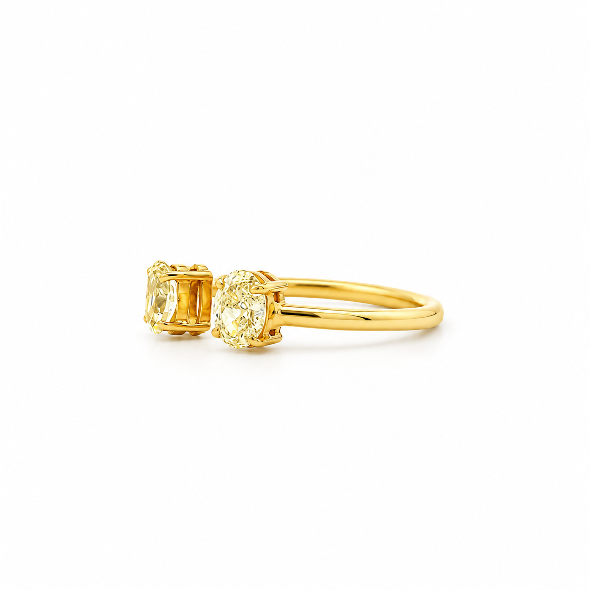 Oval Moi et Toi Diamond Ring