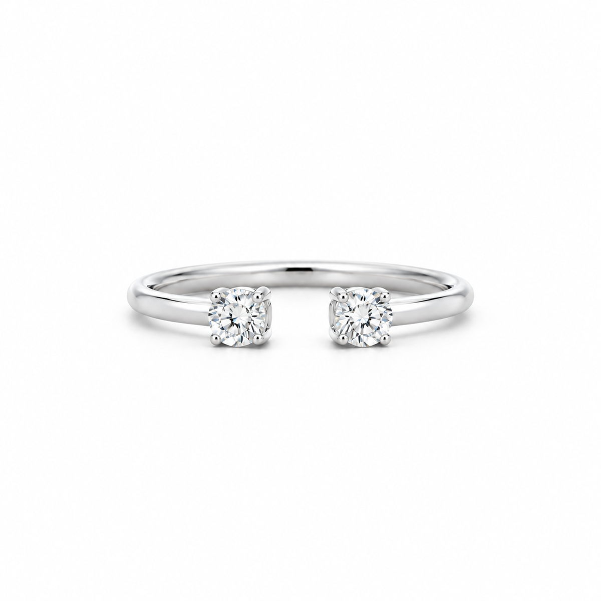 Round Toi et Moi Diamond Ring in White Gold