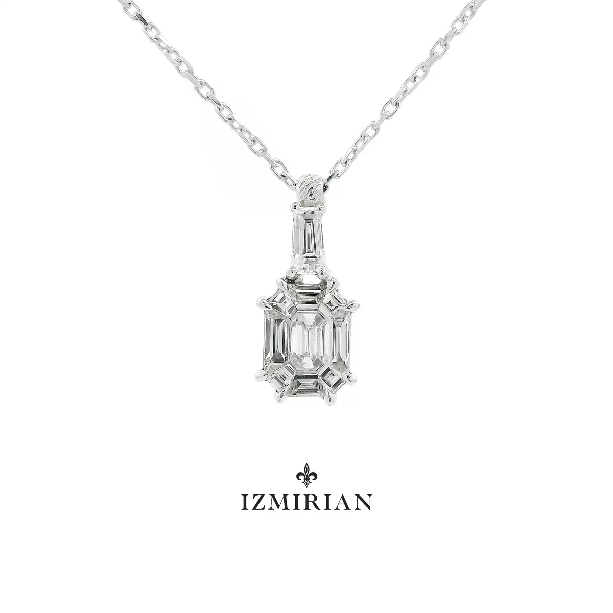 White gold pendant with geometric emerald-cut diamond arrangement